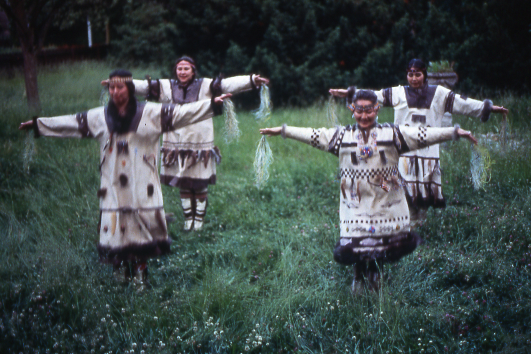 Tour of the ensemble El’vel’